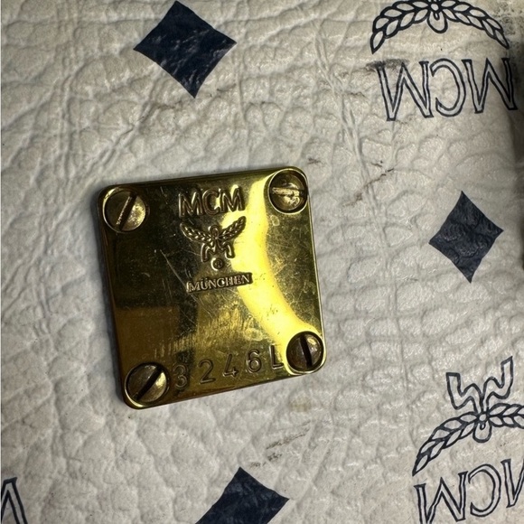 MCM White and Black Shoulder Bag - Picture 6 of 13